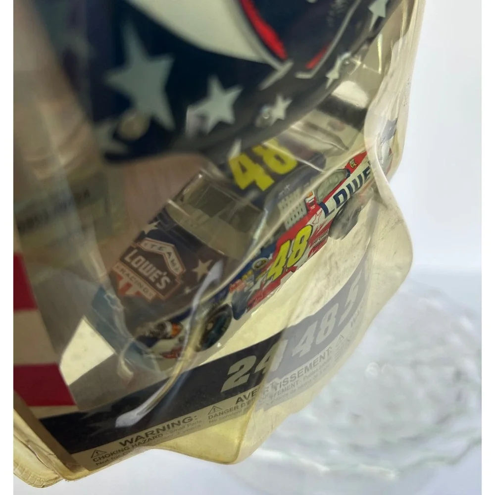 Winners‎ Circle NASCAR 1:64 Diecast #48 Jimmie Johnson Honoring Our Soldiers